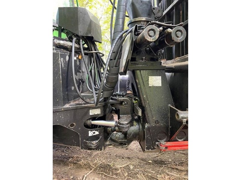 2006 John Deere 1010D Forwarder